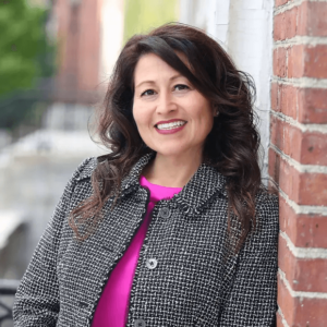 Headshot of Adriana Janette Umaña-Taylor